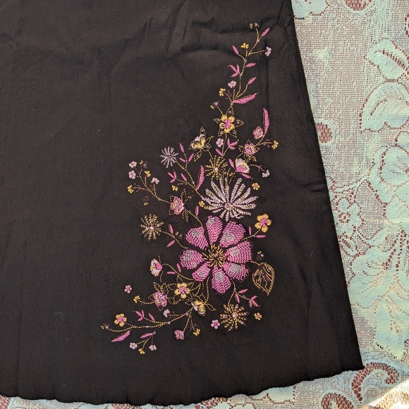 Y2K Embroidered Midi Skirt - Picture 6 of 6